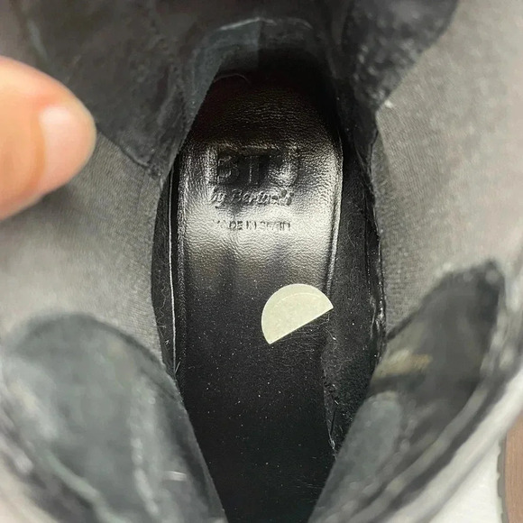 BTU by Bertuchi Lug Sole Black Suede Leather Boots Size 9 - Picture 10 of 13